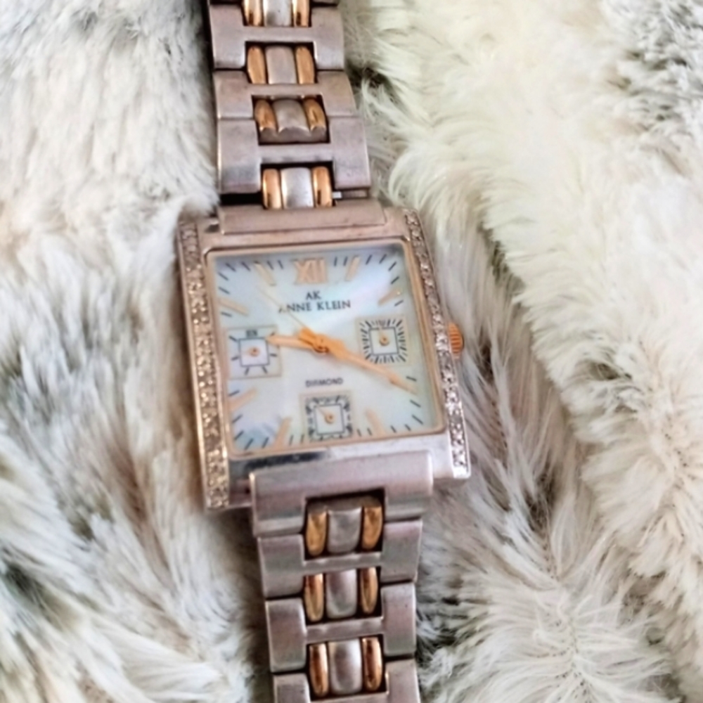 Anne Klein Diamond Quartz Watch Japan Movement Bezel